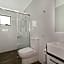 Cooroy Luxury Motel Apartments