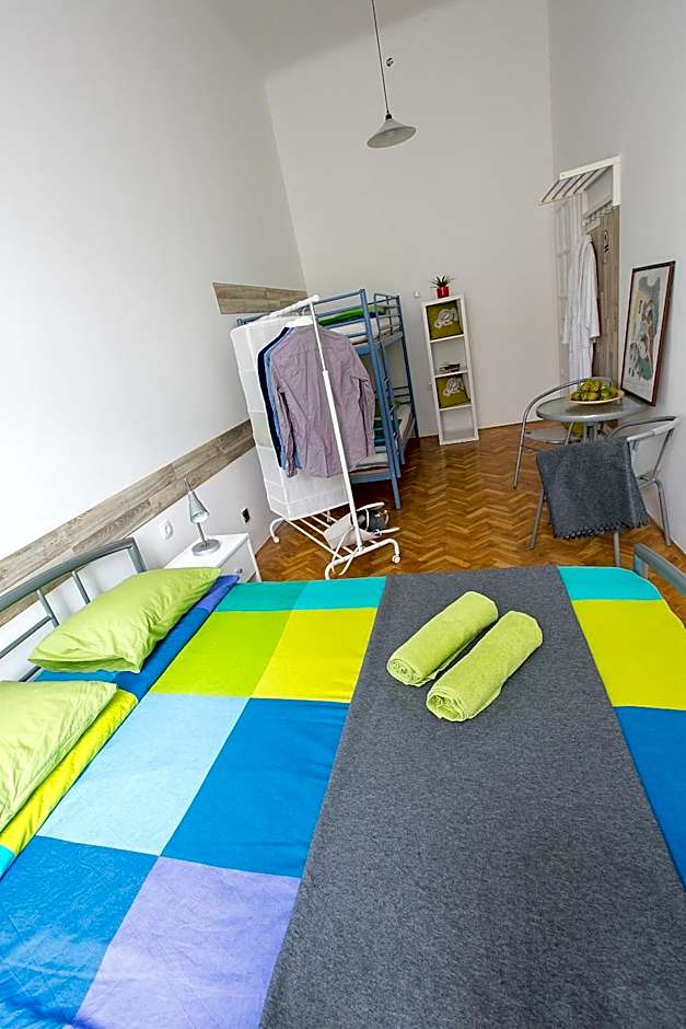 Friends Hostel & Apartments