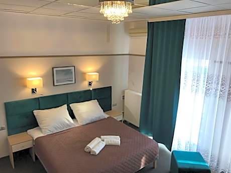 Hotel & Restauracja Glass