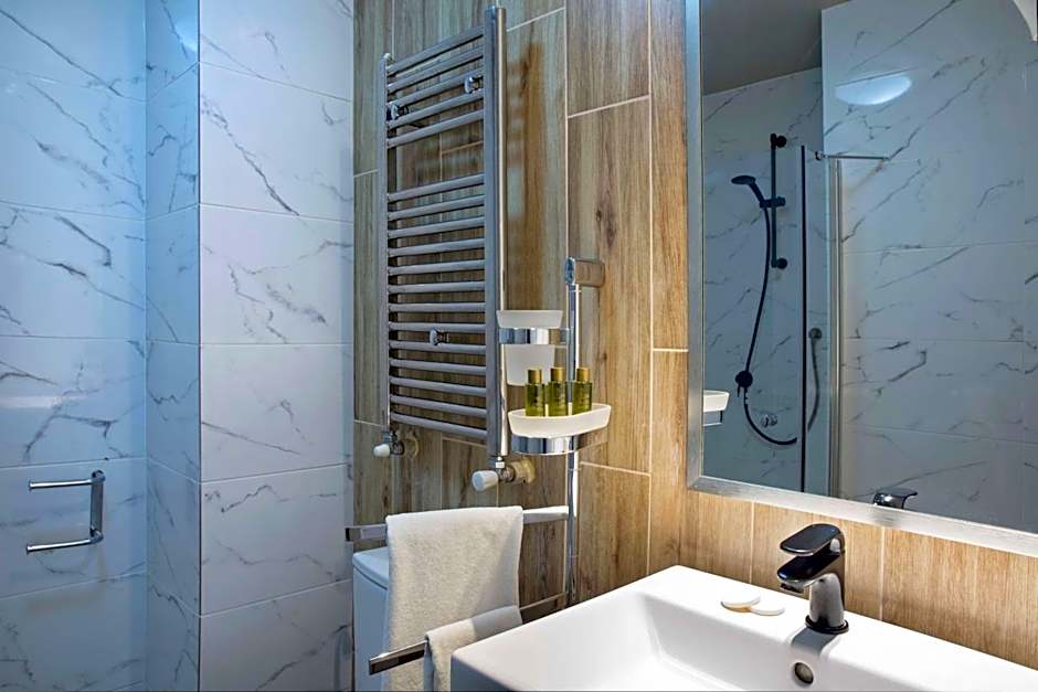 Central Hotel, Trademark Collection by Wyndham