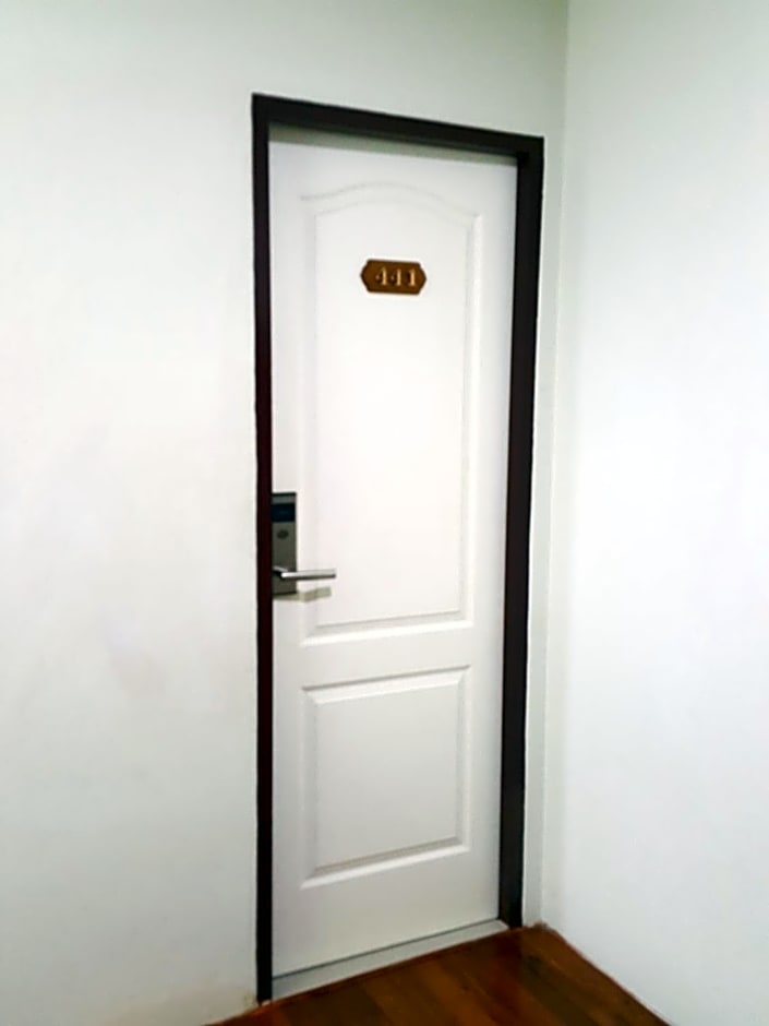 Bangkok Check Inn @Chareon Krung