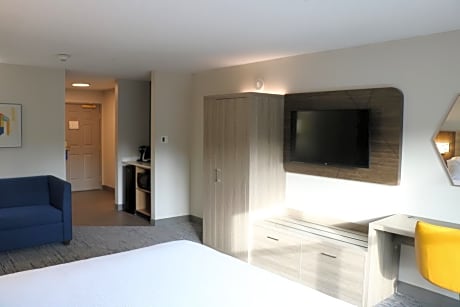 King Suite with Mobility Access