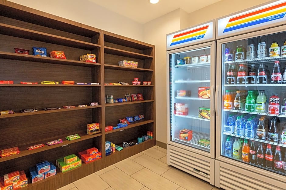 Holiday Inn Express And Suites Kingfisher By IHG