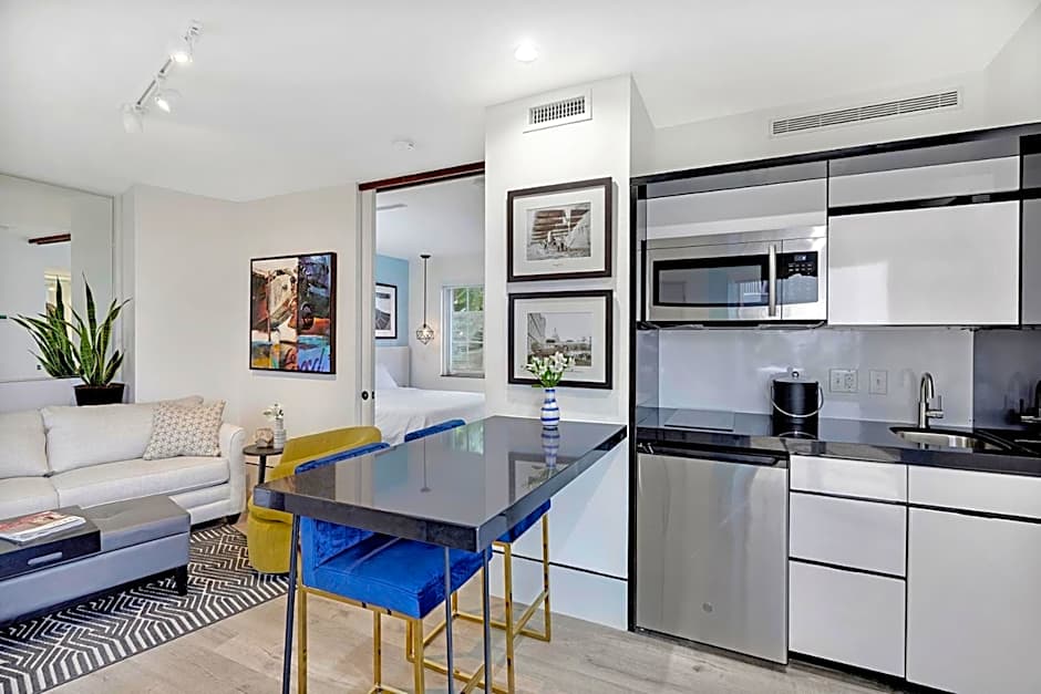 Ocean Treasure Beachside Suites