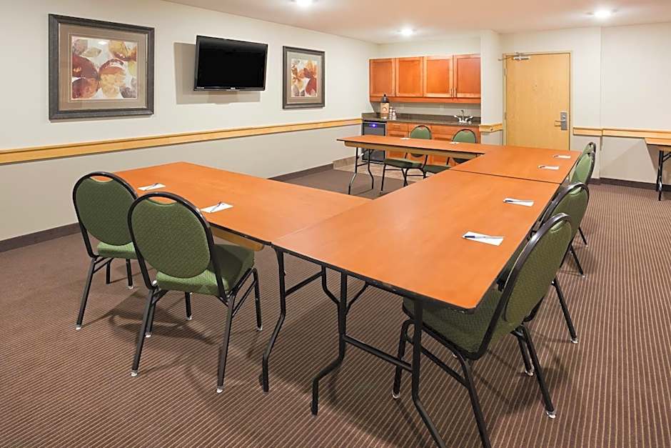 AmericInn by Wyndham Hawley