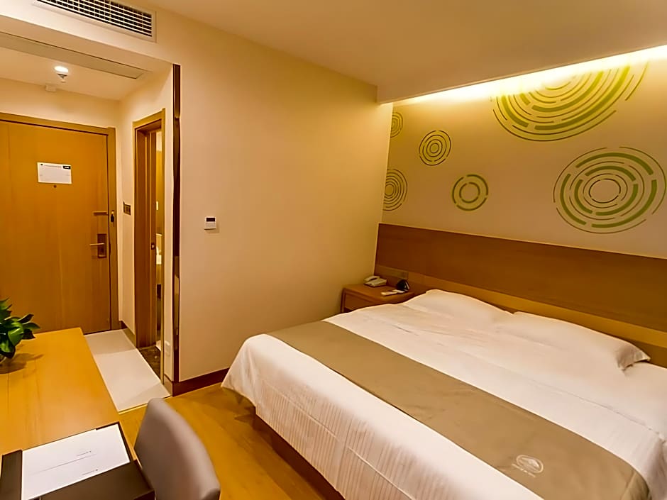 GreenTree Inn Suzhou Wujiang Fenhu Development District