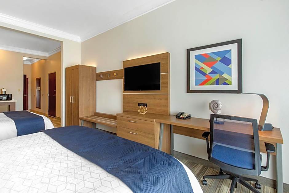 Holiday Inn Express Houston-Alvin By IHG