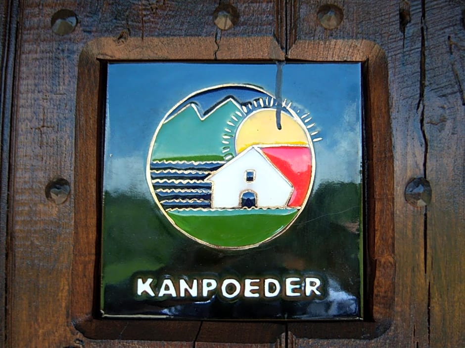 Kanpoeder - Adults Only