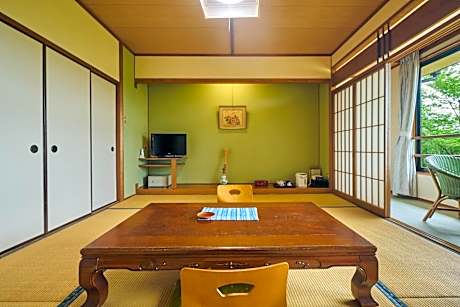 Standard Japanese-Style Room
