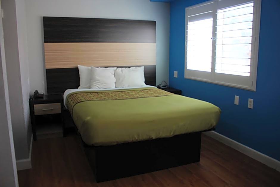 Rodeway Inn & Suites Hayward