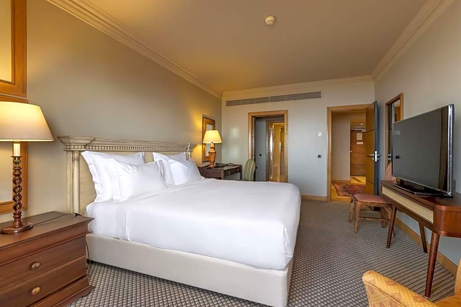 Photo 1 of 8 of Superior Suite, Sea View