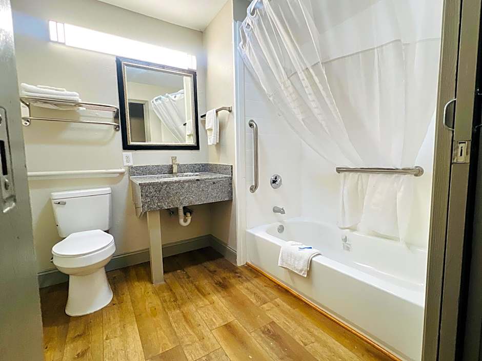 Rosewood Inn By OYO Union City I-69