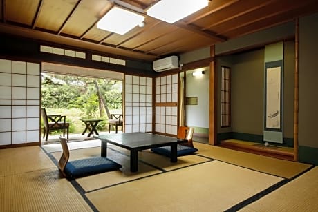 Japanese-Style Room
