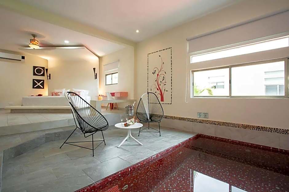 Casa Kaoba Hotel & Suites