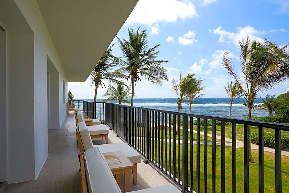 Photo 1 of 3 of 1 Bedroom 1 King Bed with Sofabed Suite, Beachfront, Balcony