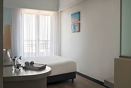 Comfy Room Double for Single use