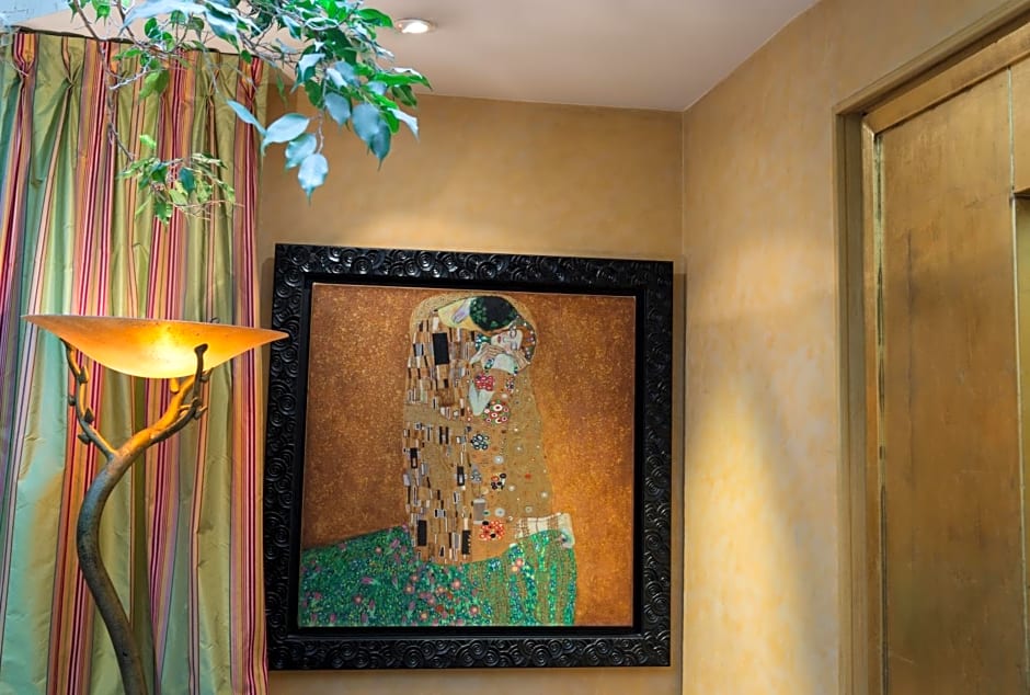 Neuilly Park Hotel