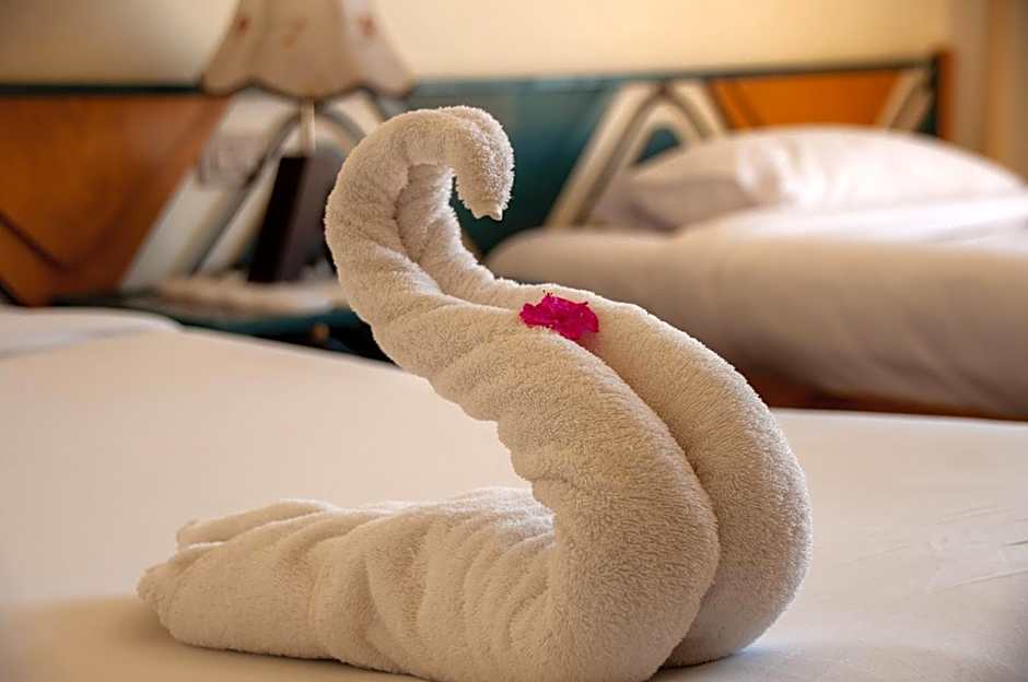 New Memnon Hotel