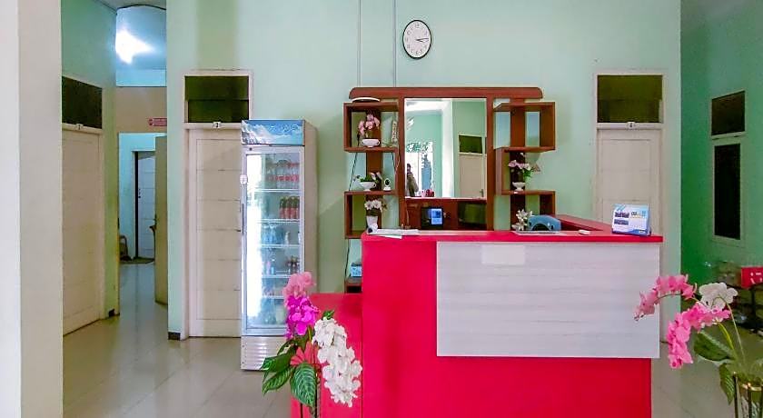 Capital O 90709 Djati Guest House