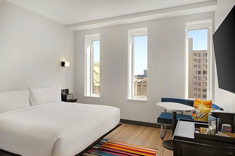 Aloft Indianapolis Downtown