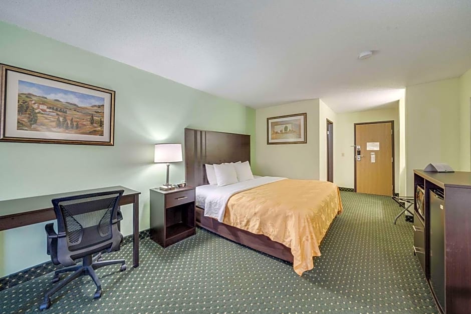 Quality Inn & Suites South