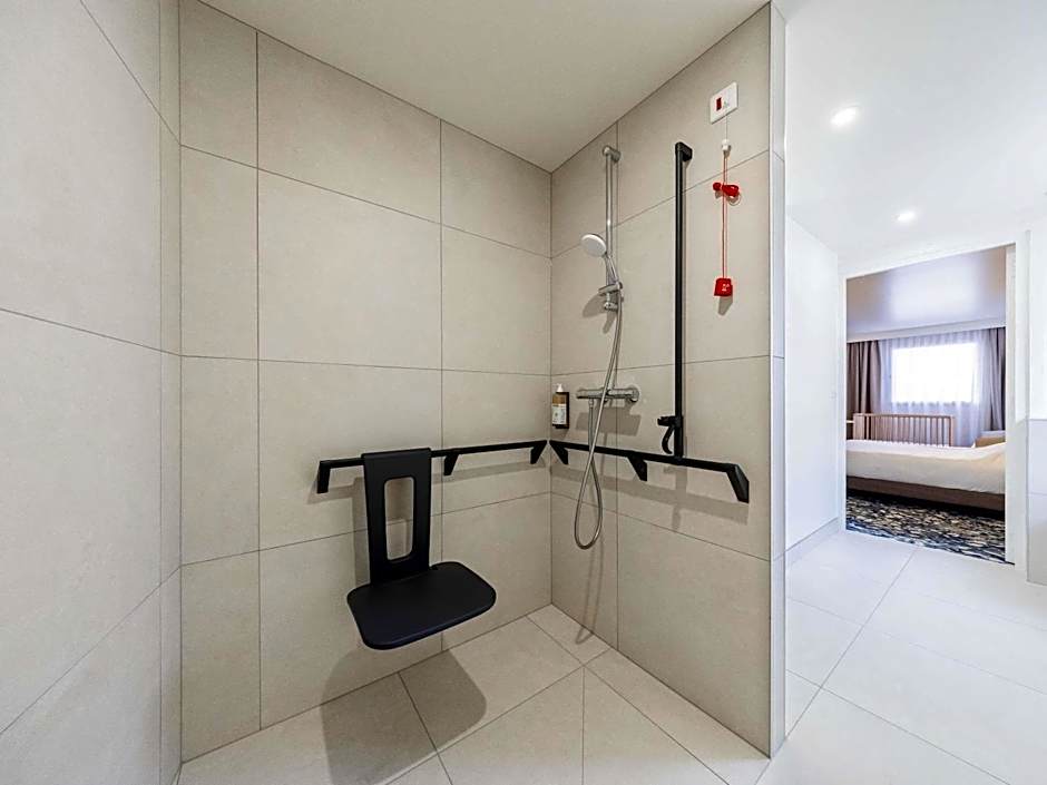 greet Hotel Paris 13 Porte d'Italie