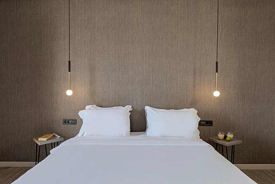 Pearl Inn Hotel by Pearl Hotel Collection