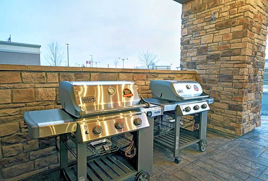 Home2 Suites by Hilton Beloit, WI