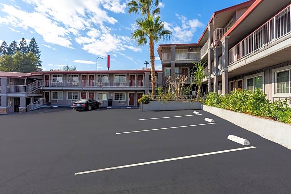 Red Roof Inn Redding