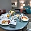 Somerset Inn