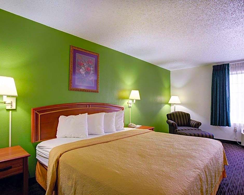 Garner Hotel Del Valle - Austin Southeast by IHG