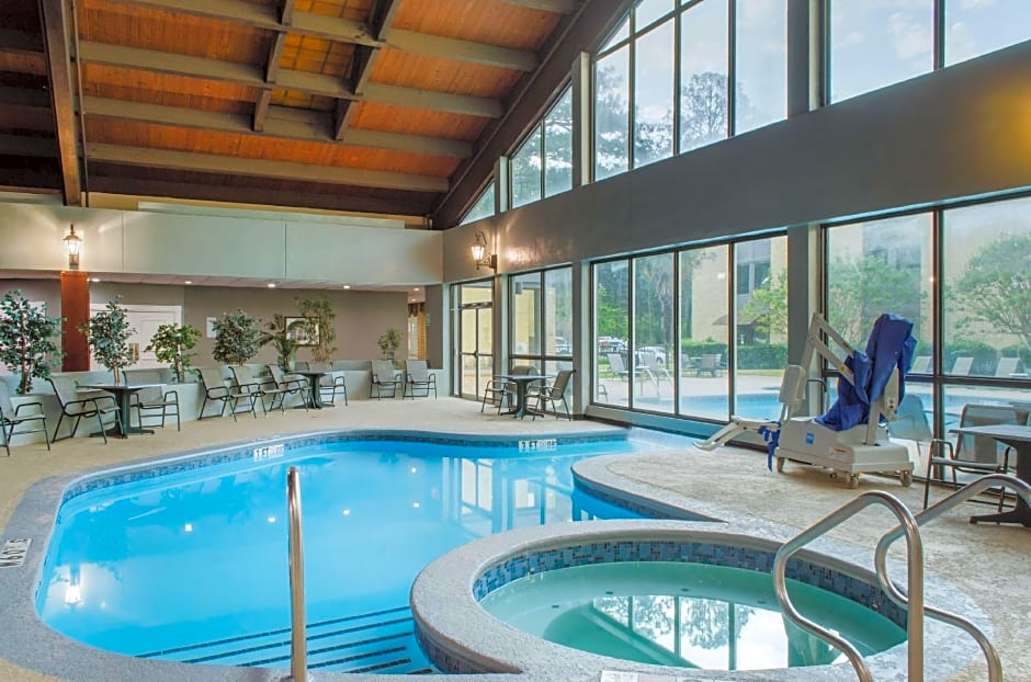 Ramada Shreveport – Shreveport, LA