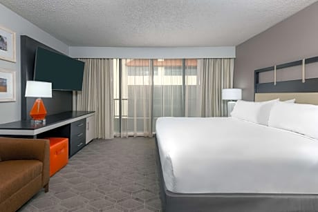 2 King 2 Bath Suite Non-Smoking