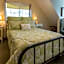 Apple Blossom Inn Yosemite