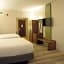 Holiday Inn Express & Suites Lexington Park California By IHG