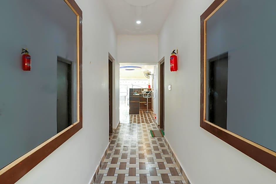 Hotel Ram Inn by OYO Rooms – Ayodhya, VA
