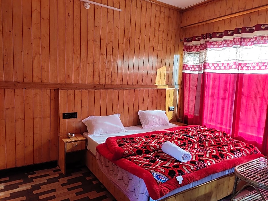 Sunset Lagoon Dalhousie