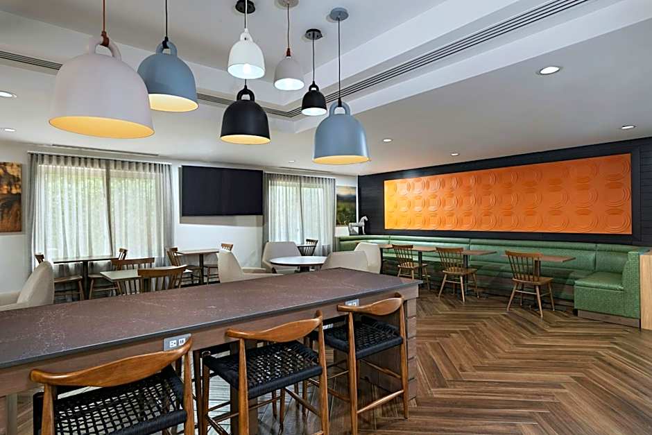 Fairfield Inn by Marriott Medford Long Island