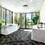 voco Gold Coast By IHG
