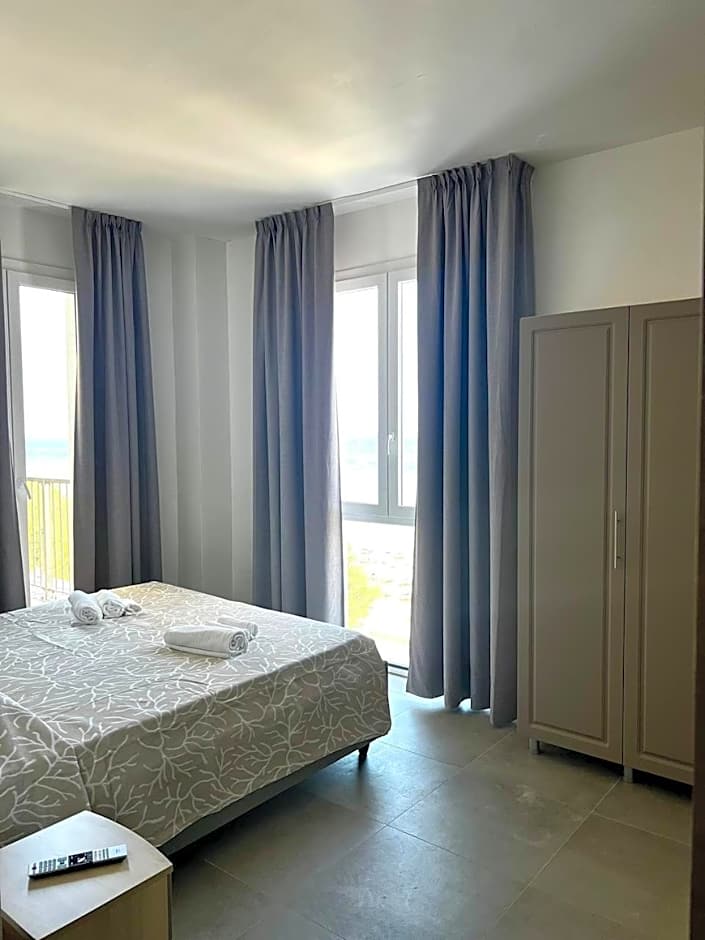 Hotel Marechiaro - Direttamente sul mare