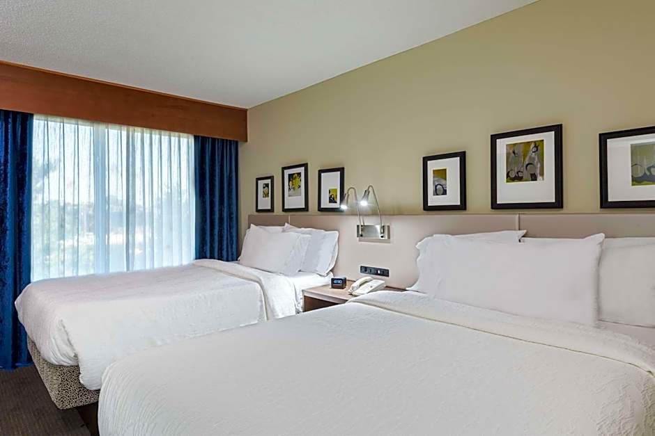 Hilton Garden Inn Westbury