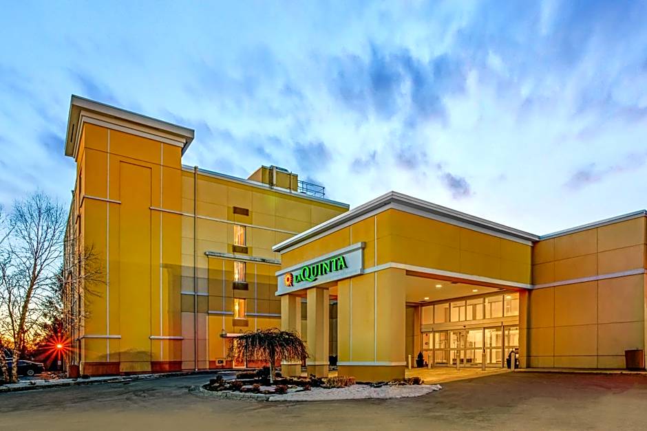 La Quinta Inn & Suites by Wyndham Danbury
