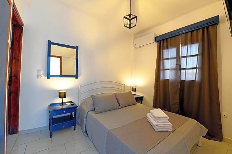 Lunar Seaside Hotel