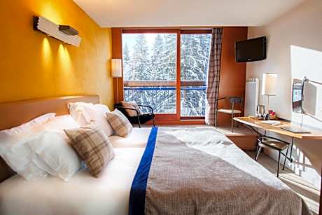 Triple Room with Mountain View