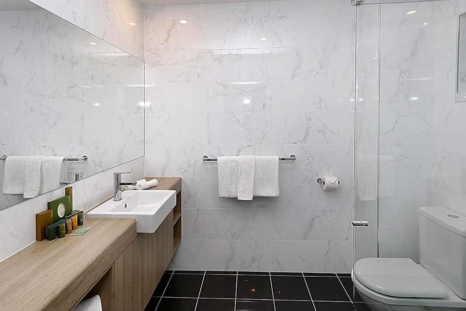 Best Western Plus Bolton on the Park