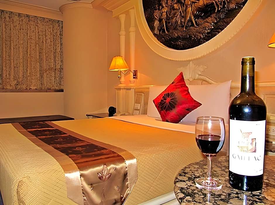 Blue sky Business hotel