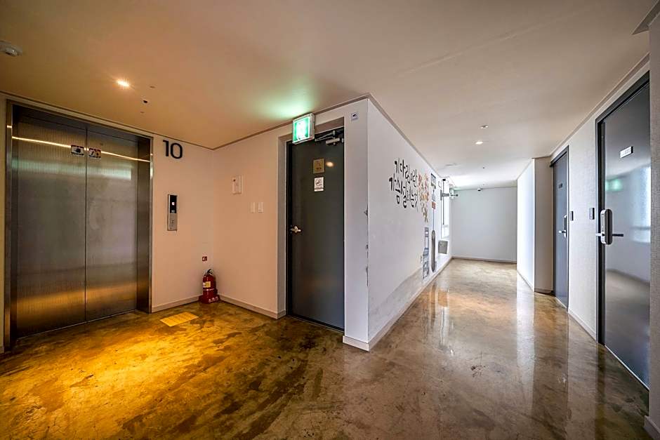 Hotel Rest seogwipo