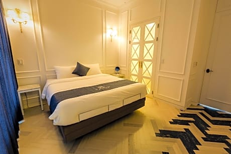 Gladsheim Suite