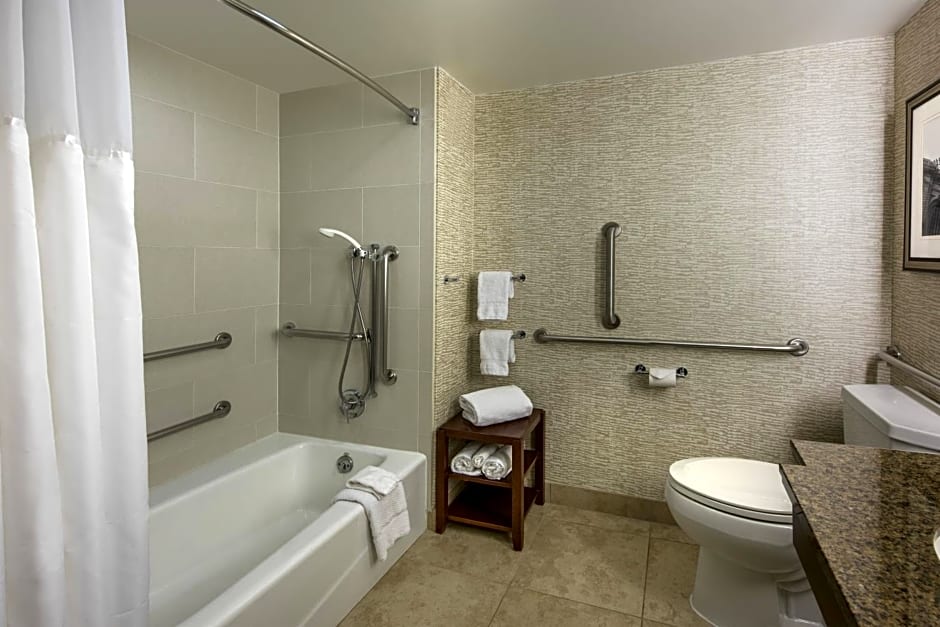 Denver Airport Marriott at Gateway Park