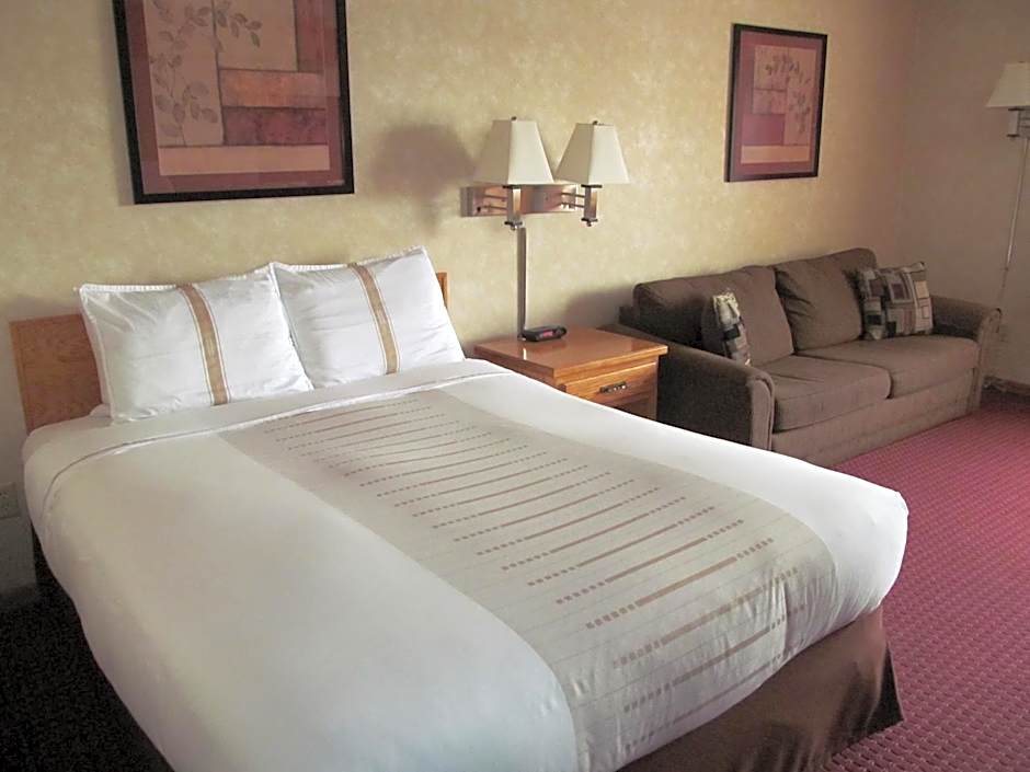 Fireside Inn and Suites
